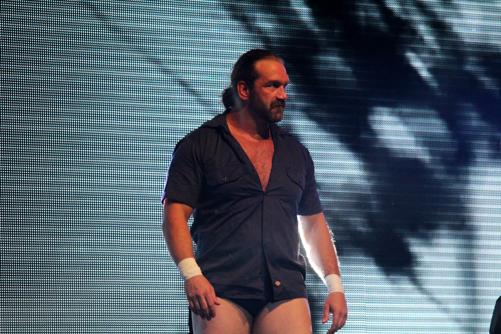 Silas Young Discusses Contract Extension, Want To Help In Creative, and More